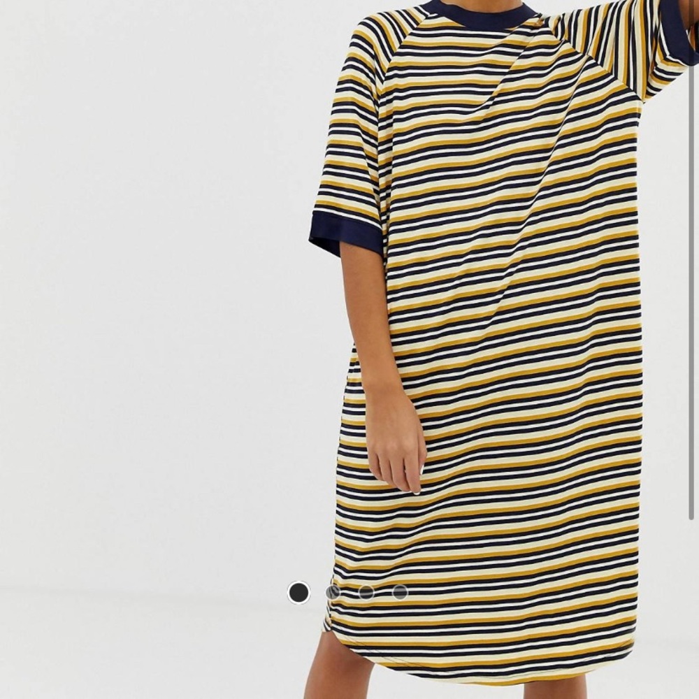 Midi T-shirt Dress